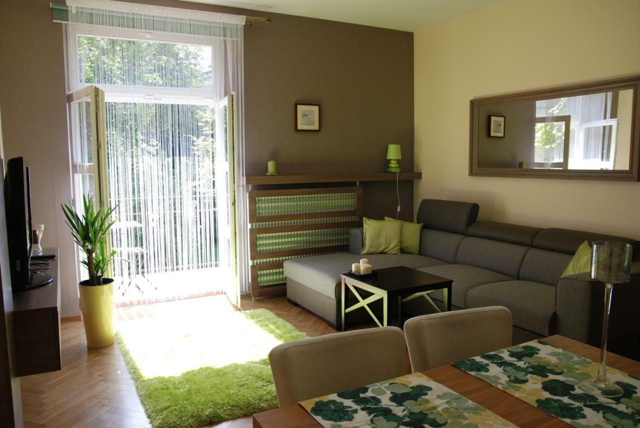 Excellent Apartment With Balcony Краків Екстер'єр фото